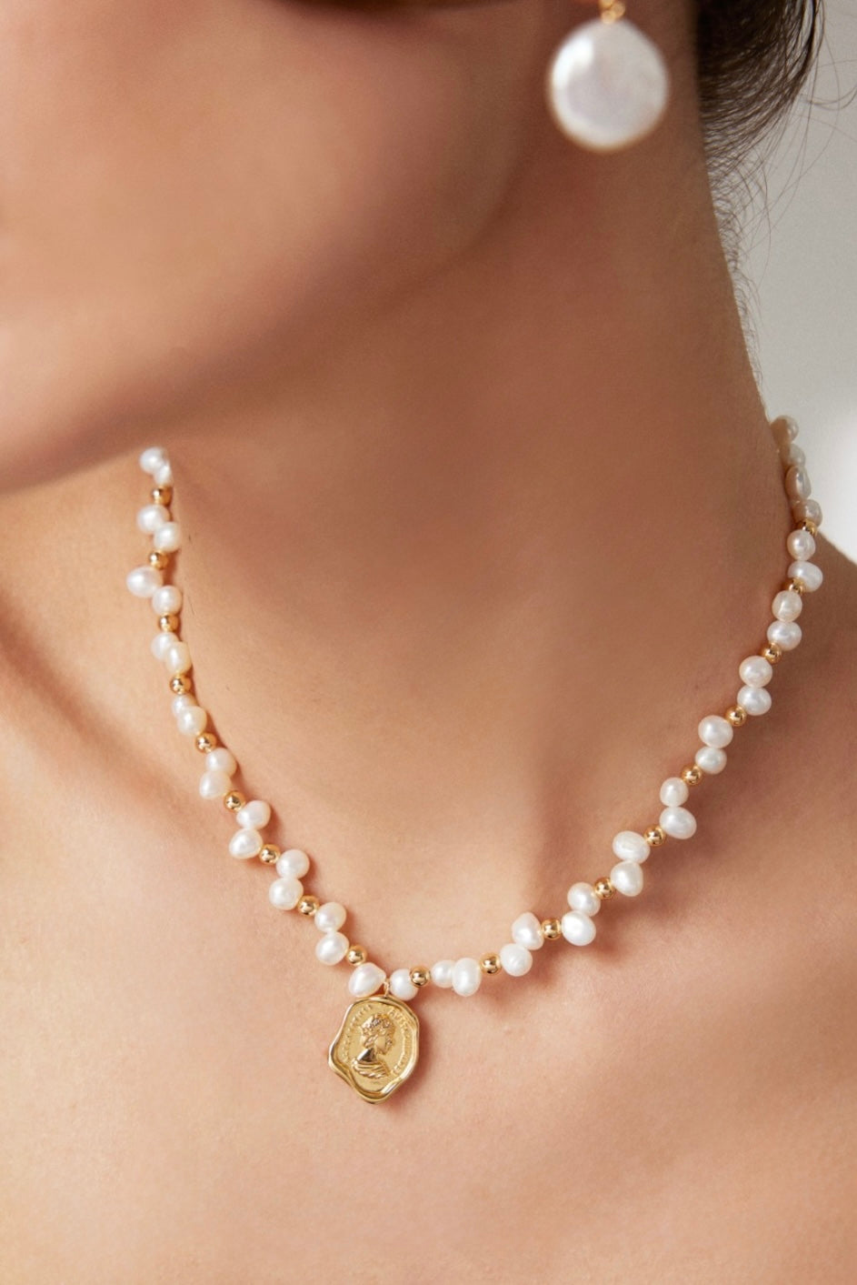 Freshwater Pearl Beaded Necklace with Gold Coin Pendant