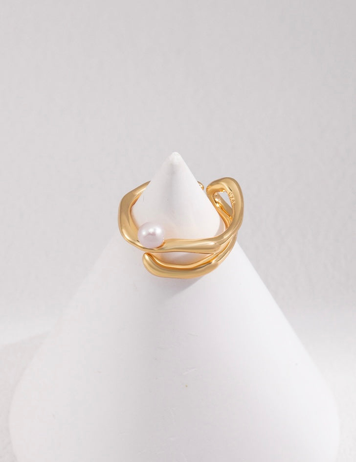 Golden Wave Pearl Ring