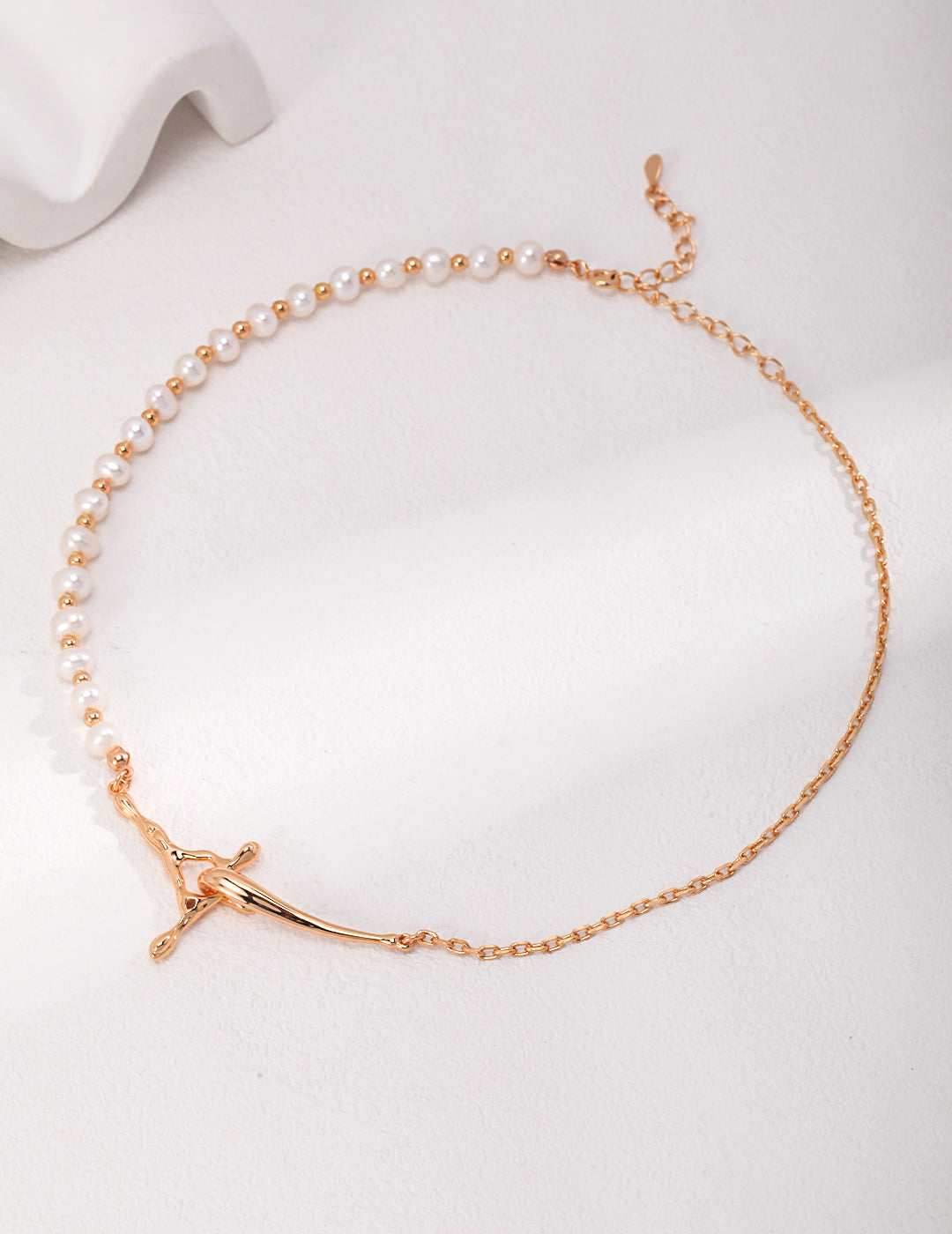 Minimalistic French Style Pearl Necklace