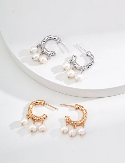 Minimalist Pearl Dangle Earrings - Perfect