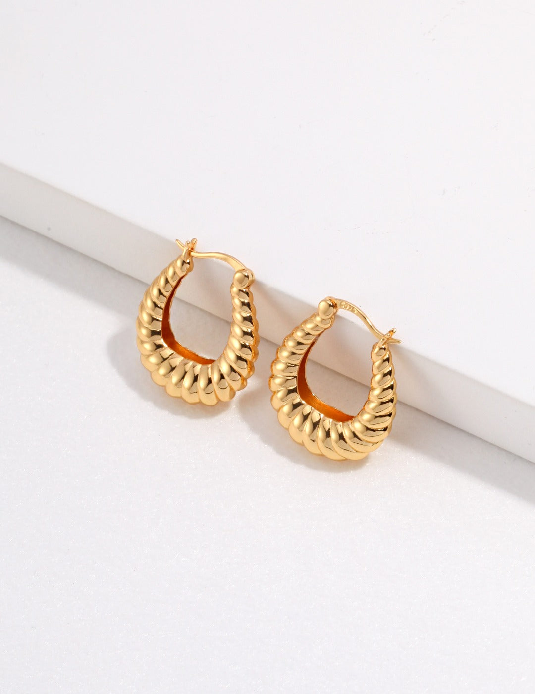 Textured Rode Design Gold Hoop Earrings