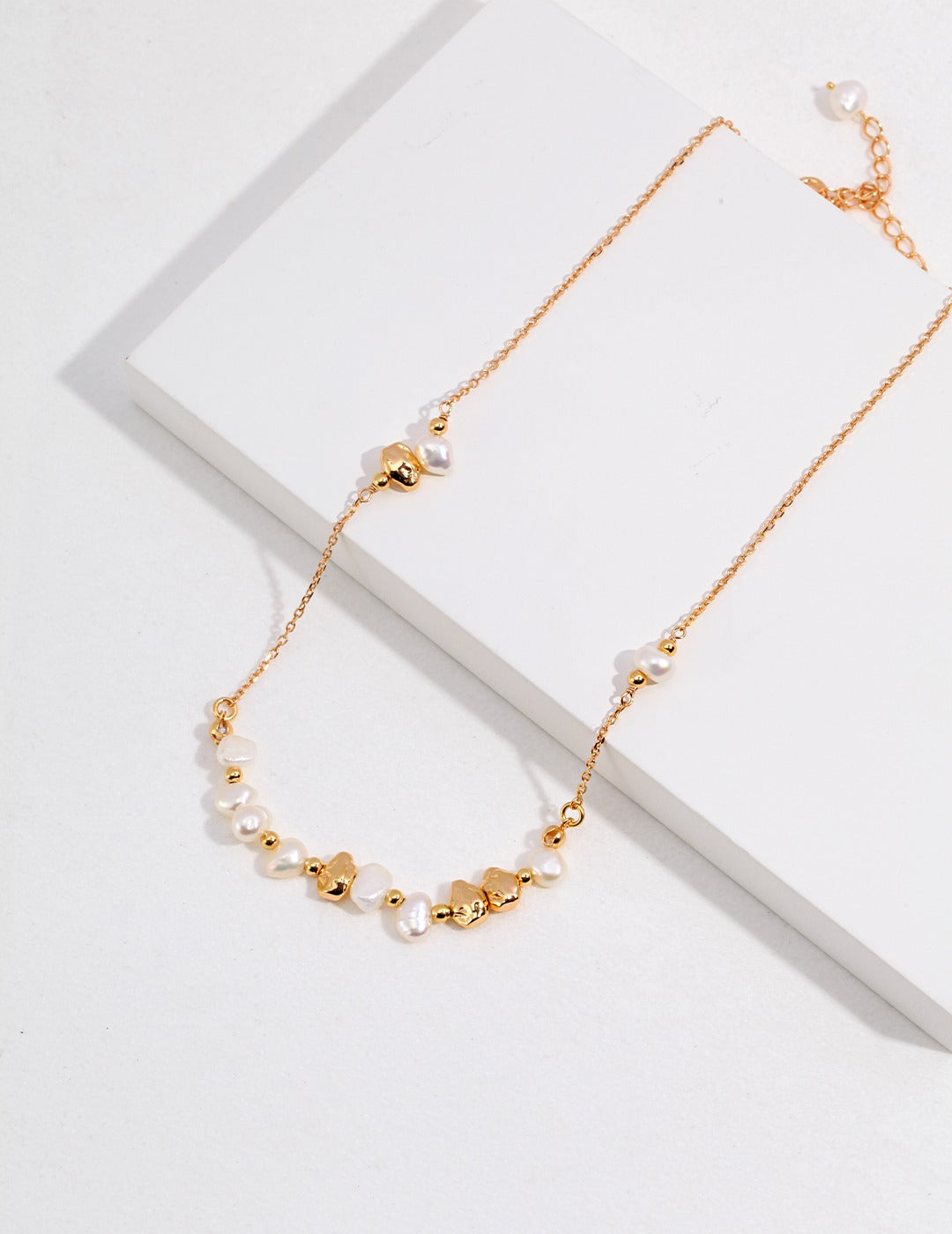 Golden Glow Pearl Chain Necklace